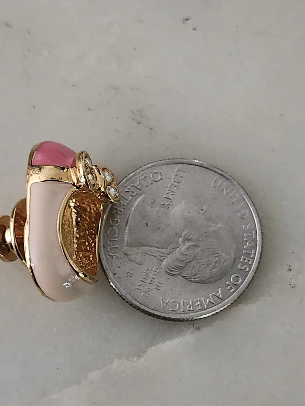 Avon delicate gold